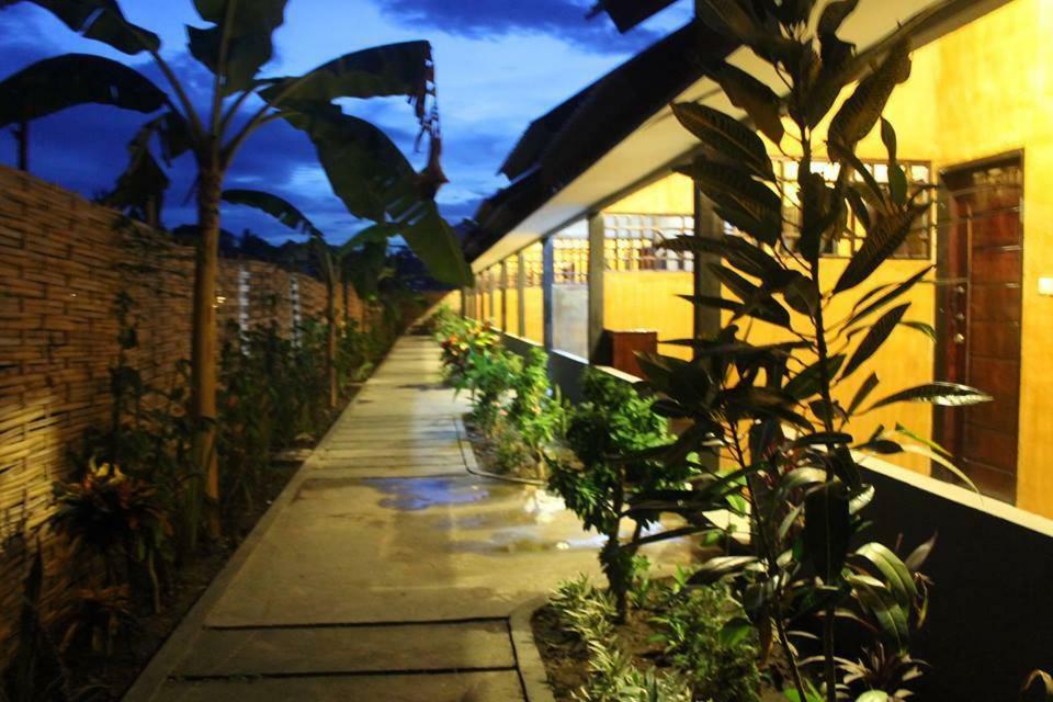 Intan Inn Hostel Gili Trawangan Luaran gambar